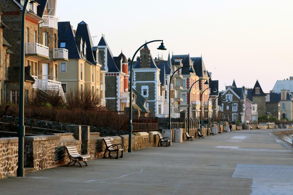 La Coloniale Apartment Saint-Malo Bagian luar foto