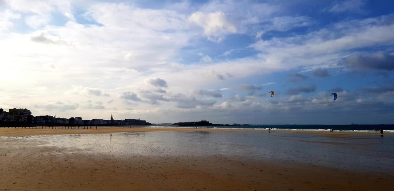 La Coloniale Apartment Saint-Malo Bagian luar foto